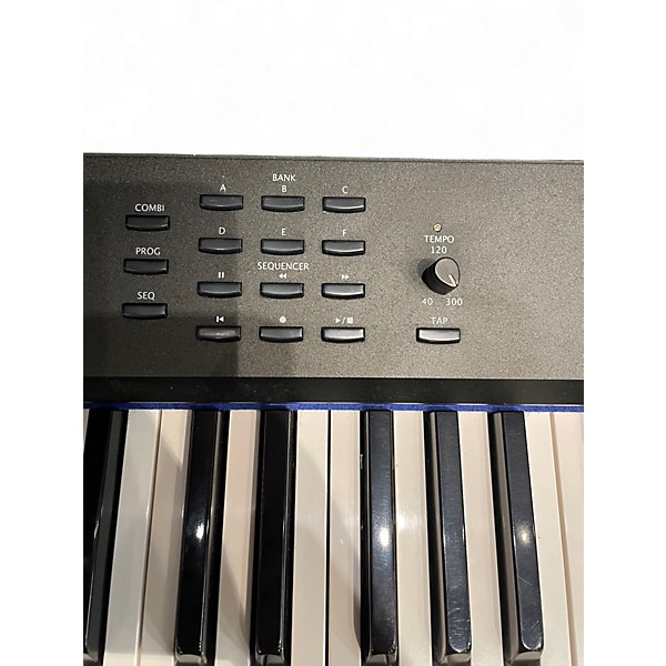Used KORG Krome 88 Key Keyboard Workstation