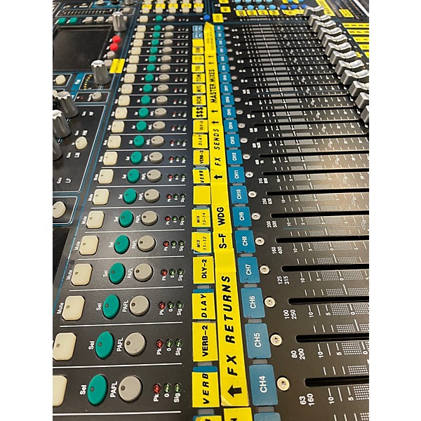 Used Allen & Heath QU24 Digital Mixer