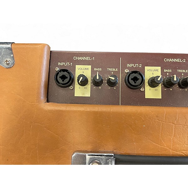 Used Ultrasound DS4 Acoustic Guitar Combo Amp