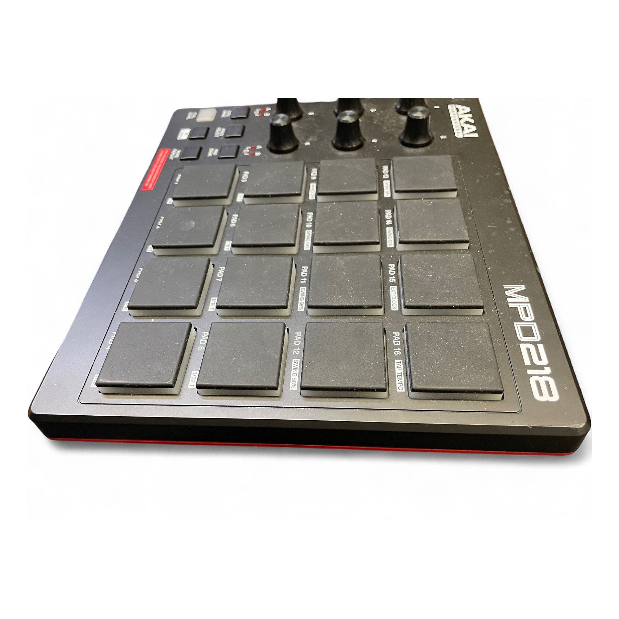 Used Akai Professional MPD218 MIDI Controller | Guitar Center