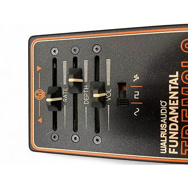 Used Walrus Audio Fundamental Series Tremolo Pedal Effect Pedal