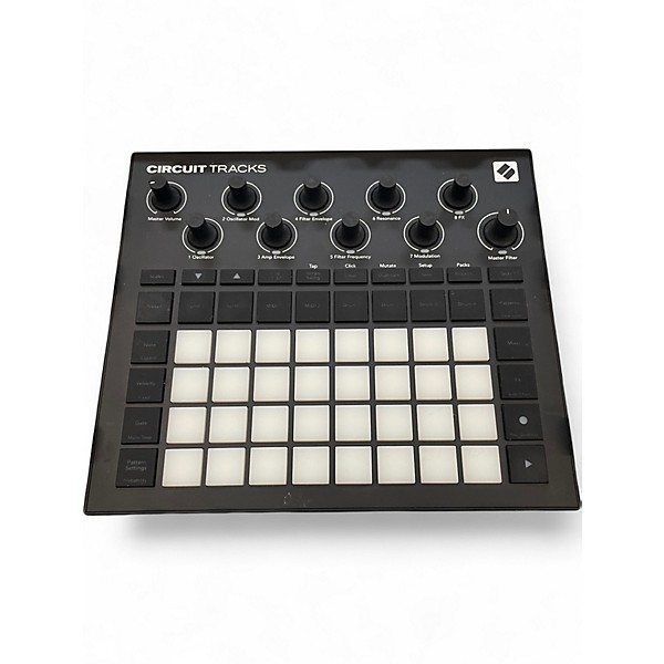 DJ機材 Novation Circuit Tracks novation_circuit_rhythm_left.