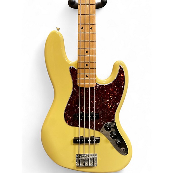 Used Fender Player Jazz Bass Buttercream Electric Bass Guitar