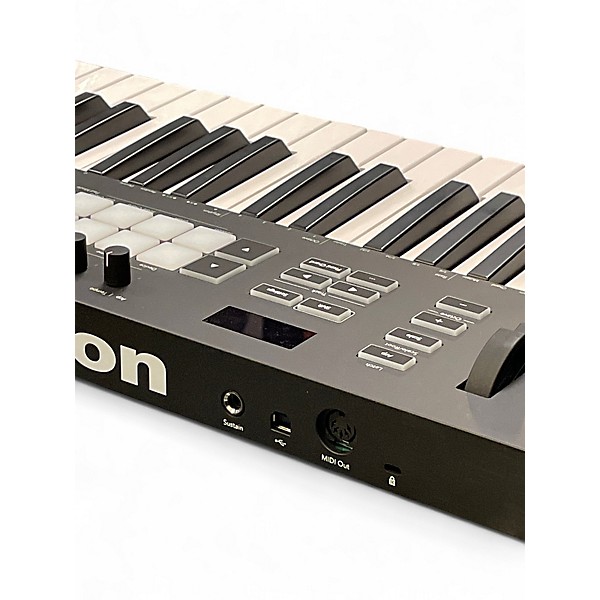 LAUNCHKEY 37 MIDIキーボード Amazon.com: Novation Launchkey 37 [MK3] MIDI Keyboard