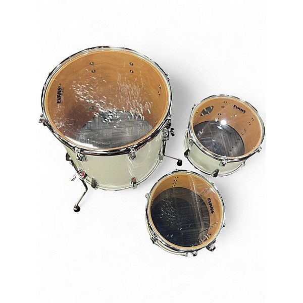 ミュージック The Drumset Soloist ミュージック The Drumset Soloist The Drumset Soloist