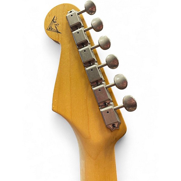 Used Fender 1957 stratocaster closet classic  2 Color Sunburst Solid Body Electric Guitar