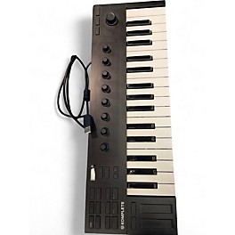 Used Native Instruments KOMPLETE KONTROL M32 MIDI Controller