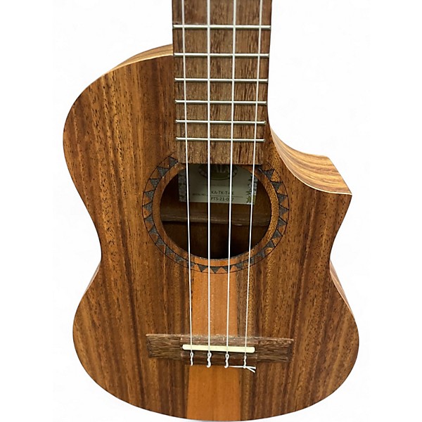 Used Kala ka-tk-t-ce Natural Ukulele