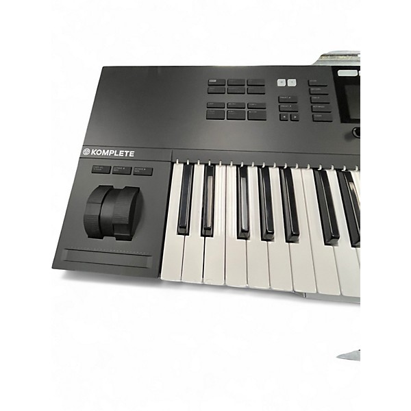 Used Native Instruments Komplete Kontrol S49 MK2 MIDI Controller