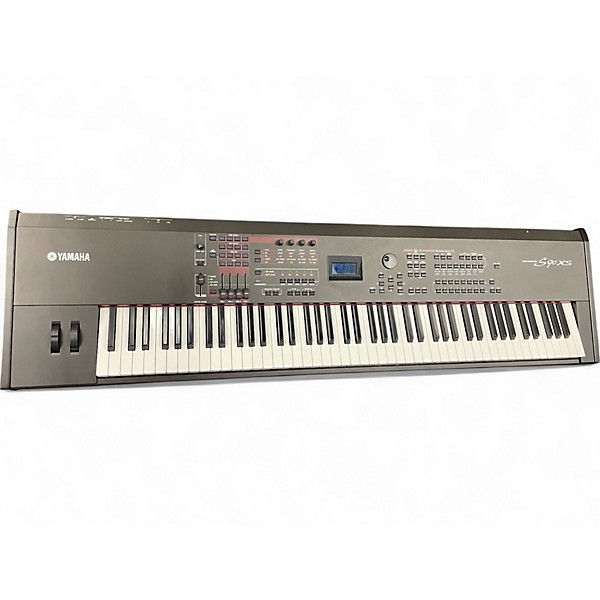 Used Yamaha S90XS 88 Key Synthesizer | Guitar Center