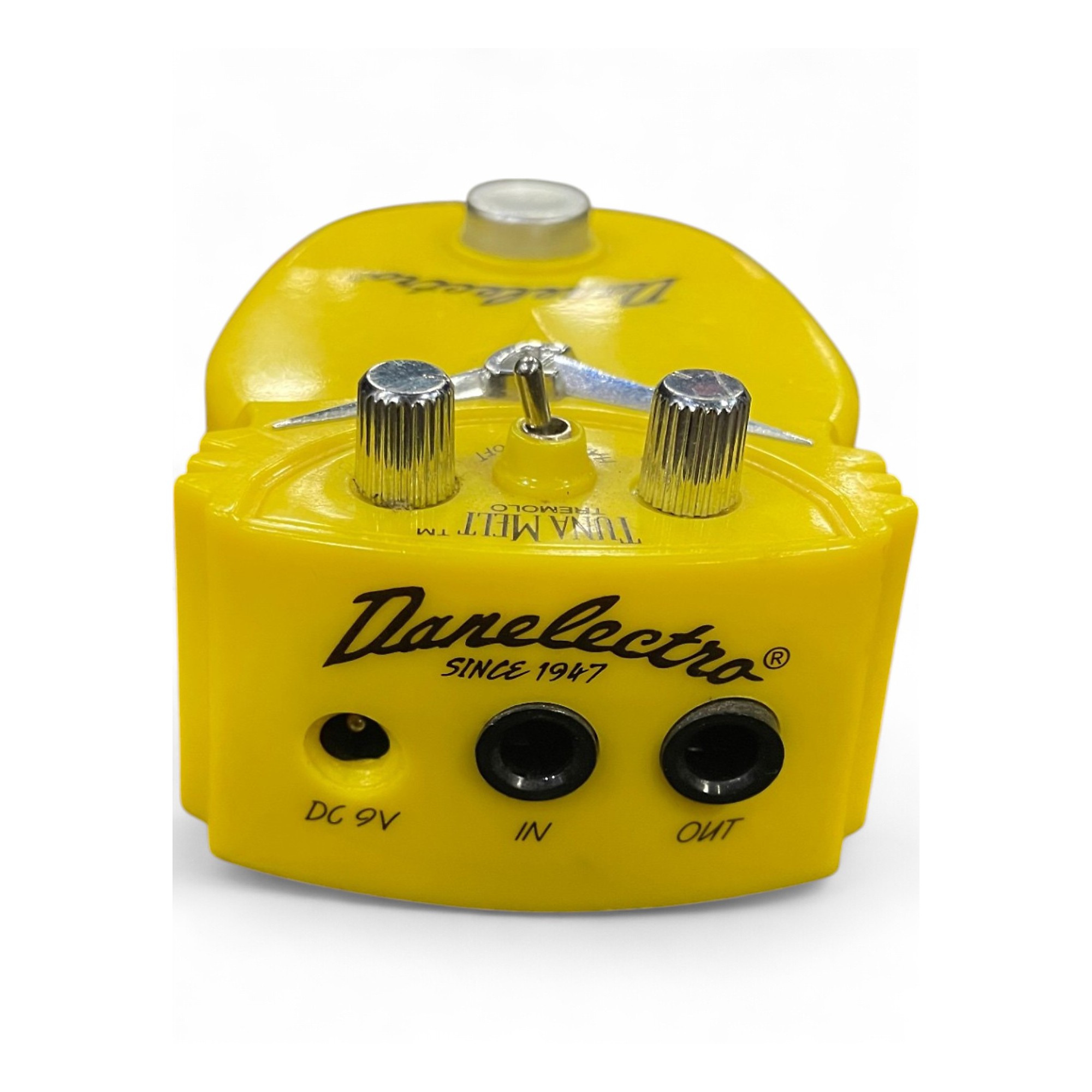 DANELECTRO ( ダンエレクトロ )  DJ-5 Tuna Melt Open Box Danelectro DJ-5 Tuna Melt Tremolo Pedal | Guitar Center