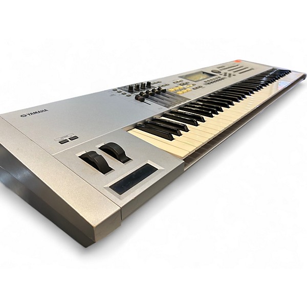 YAMAHA MOTIF ES7 シンセサイザー　76鍵 値引き中】Yamaha Motif ES7 / 76鍵 シンセサイザー - メルカリ