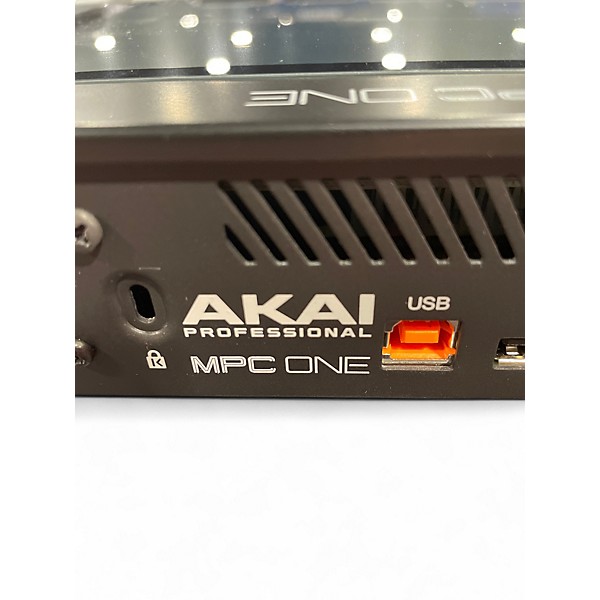 DJ機材 AKAI MPC ONE MPC One: Standalone, $699, and what the MPC Touch should