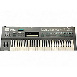Vintage 1990s Yamaha DX7 Keyboard Workstation