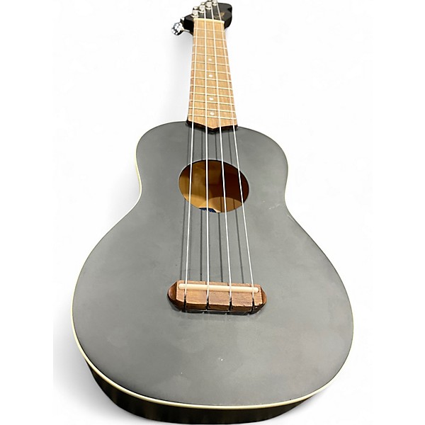 Used Fender VENICE SOPRANO BLACK Ukulele