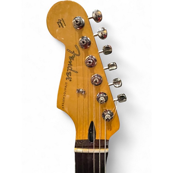 Used Fender Player II Stratocaster Left-Handed Rosewood Fingerboard Elec White Electric Guitar