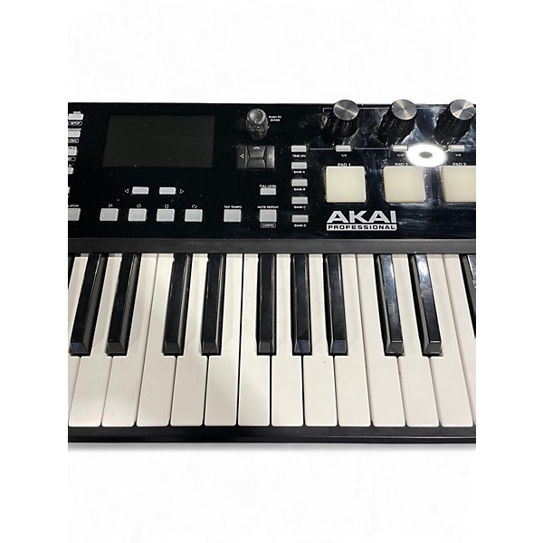 Used Akai Professional Advance 49 MIDI Controller | Guitar