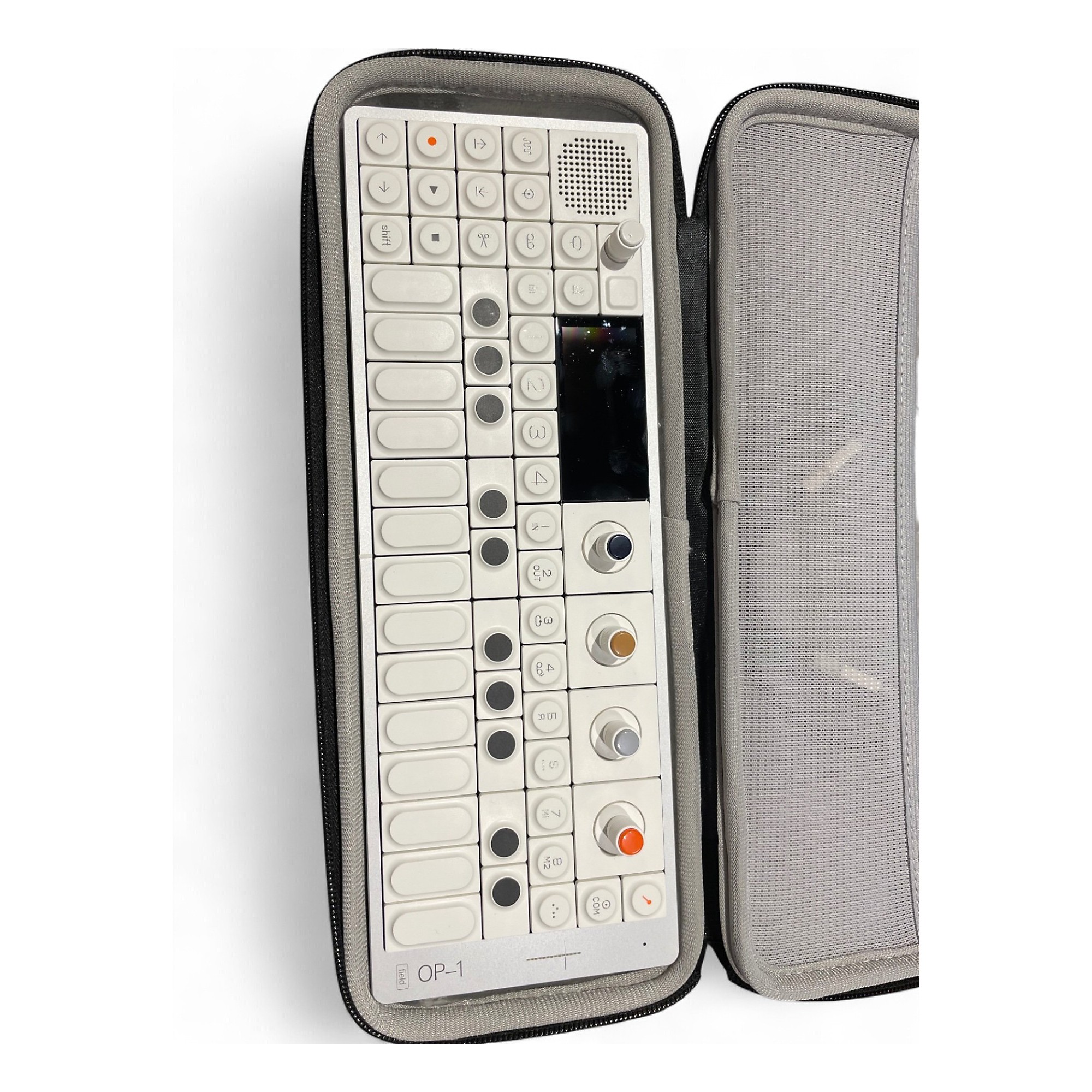 Teenage Engineering OP-1 Field 美品 TEE_OP1FIELD_Front_874949-