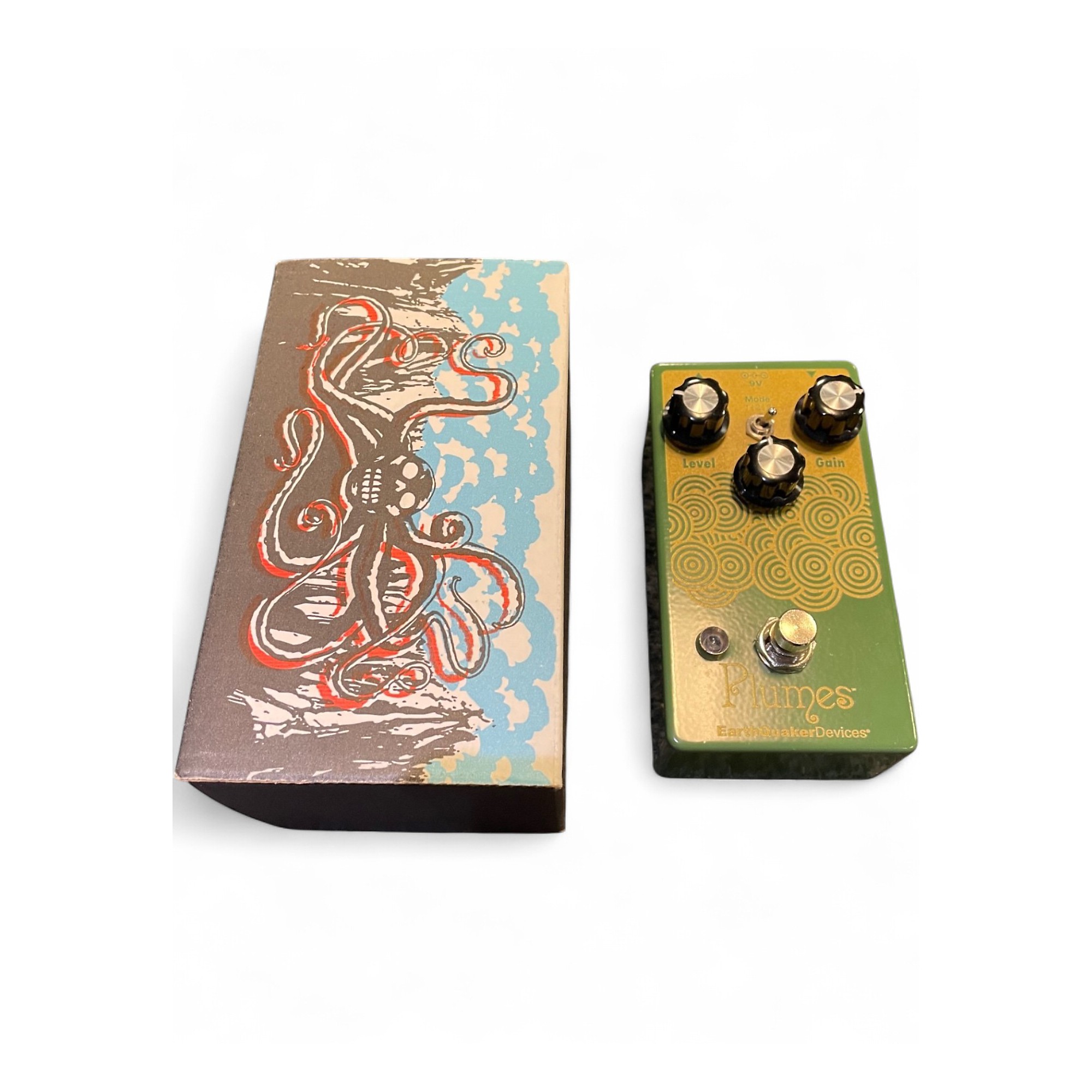 Used EarthQuaker Devices Plumes Small Signal Shredder