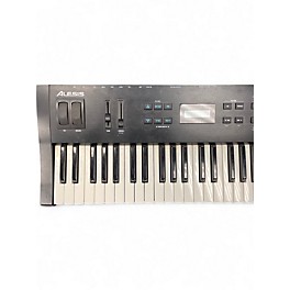 Used Alesis QS6 Synthesizer