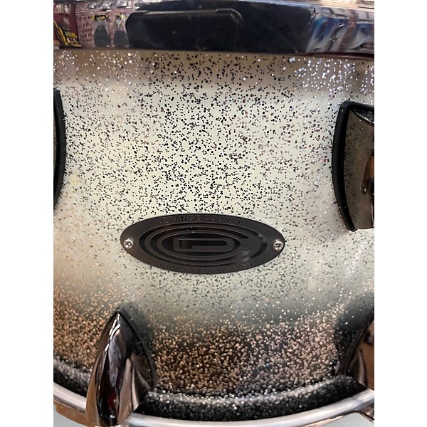 Used Orange County Drum & Percussion 14X7 25 PLY MAPLE  WHITE TO BLACK SPARKLE Drum