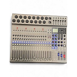 Used Zoom livetrak L-20 Powered Mixer