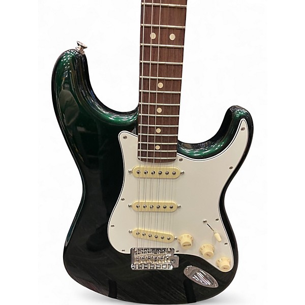Used 2024 Fender PLAYER STRATOCASTER 2 BRITISH RACING GREEN Solid Body Electric Guitar