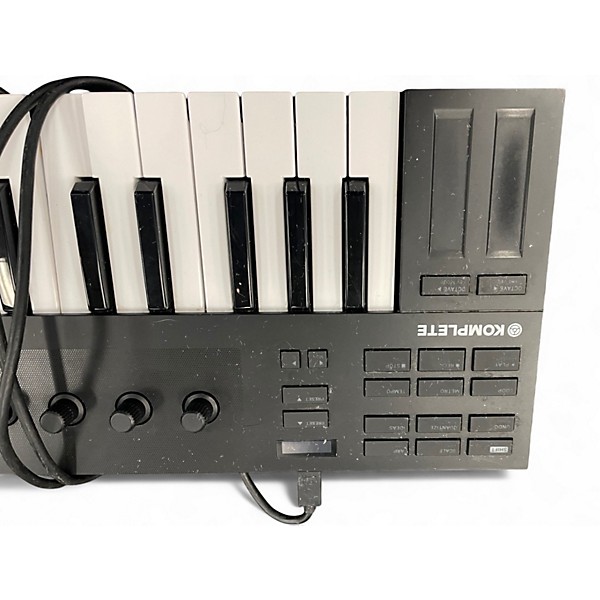 DTM・DAW Komplete kontrol m32 Komplete Kontrol M32, A $129 Hyper-Portable Keyboard