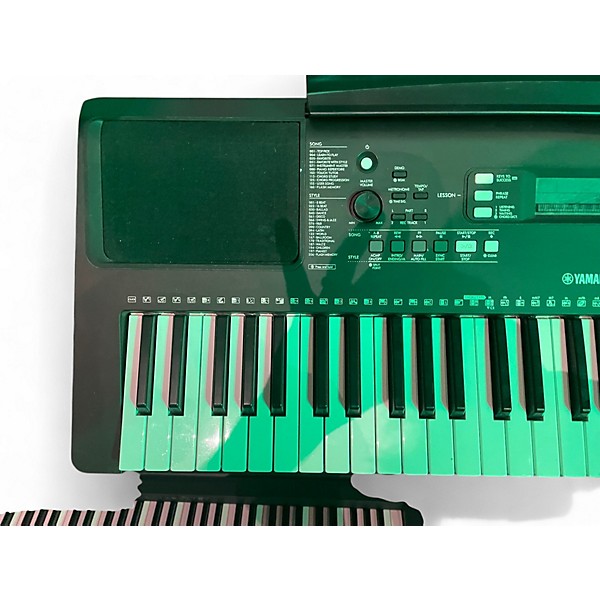 Used Yamaha PSRE373