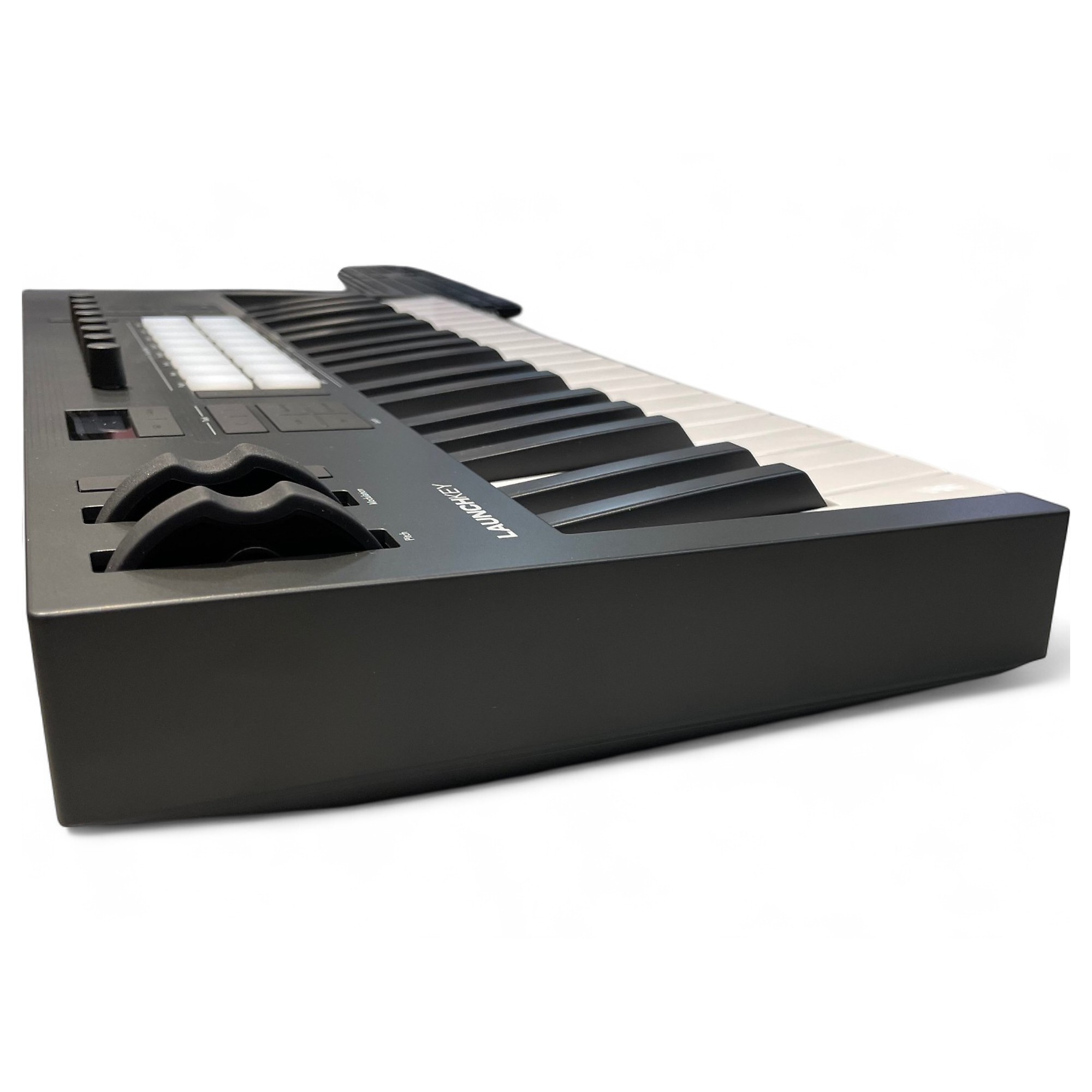 DTM・DAW NOVATION / Launchkey Mini 37 MK4 (USED) Novation Launchkey Mini 37 Mk4 Keyboard Controller - White