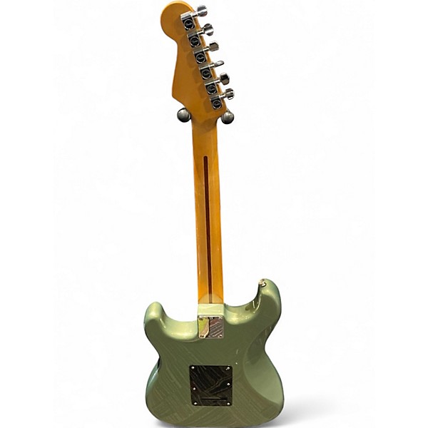 Used 2003 Fender Player Stratocaster Green Solid Body Electric Guitar