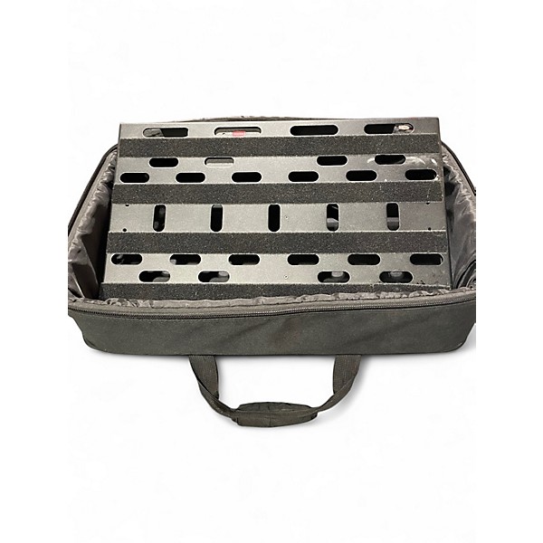 Used Voodoo Lab MEDIUM DINGBAT W/PEDAL POWER 2 Pedal Board