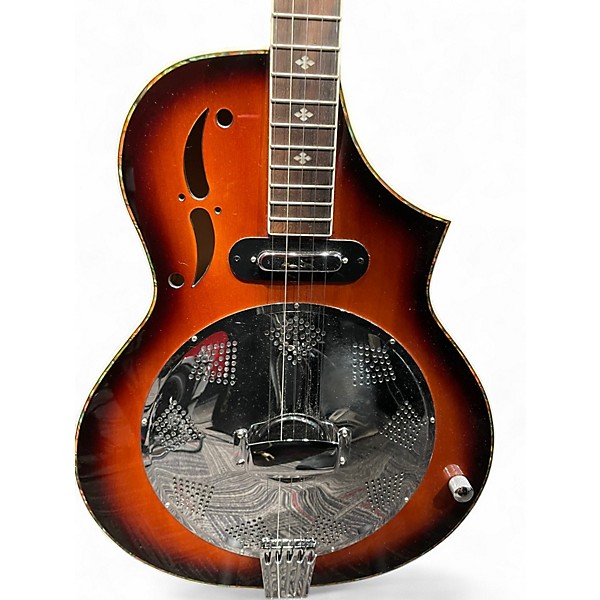 Used Gold Tone Dojo DLX 3 Color Sunburst Banjo
