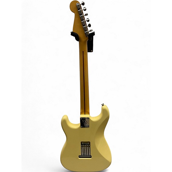 Used Fender Eric Johnson Thinline Stratocaster Alpine White Hollow Body Electric Guitar