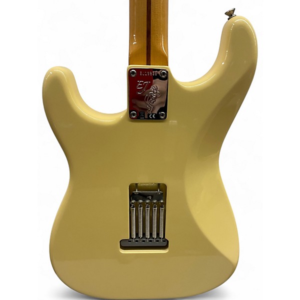 Used Fender Eric Johnson Thinline Stratocaster Alpine White Hollow Body Electric Guitar