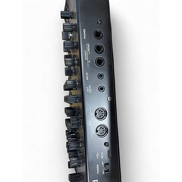 Used Roland sh4d Synthesizer