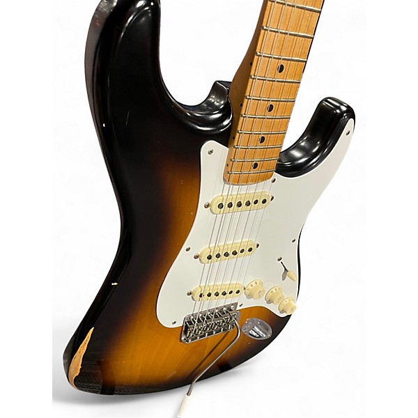 Used Fender Road Worn 1950S Stratocaster 2 Tone Sunburst Solid Body Electric Guitar