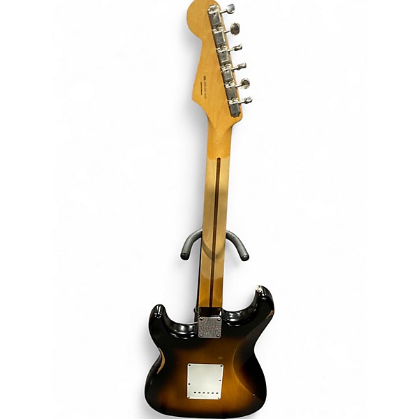 Used Fender Road Worn 1950S Stratocaster 2 Tone Sunburst Solid Body Electric Guitar