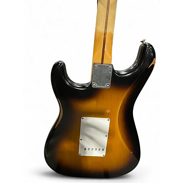 Used Fender Road Worn 1950S Stratocaster 2 Tone Sunburst Solid Body Electric Guitar