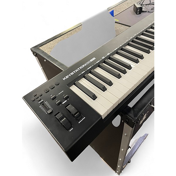 Used M-Audio KEYSTATION 88 MKIII MIDI Controller