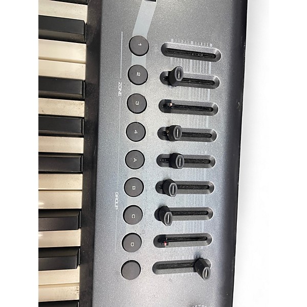 Used M-Audio Axiom 61 Key MIDI Controller | Guitar Center