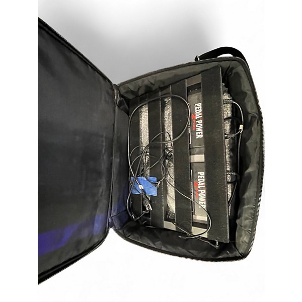 Used Pedal Train CLASSIC JUNIOR WITH TWO VOODOO LAB PEDAL POWER 2 PLUS Pedal Board