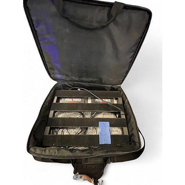 Used Pedal Train CLASSIC JUNIOR WITH TWO VOODOO LAB PEDAL POWER 2 PLUS Pedal Board