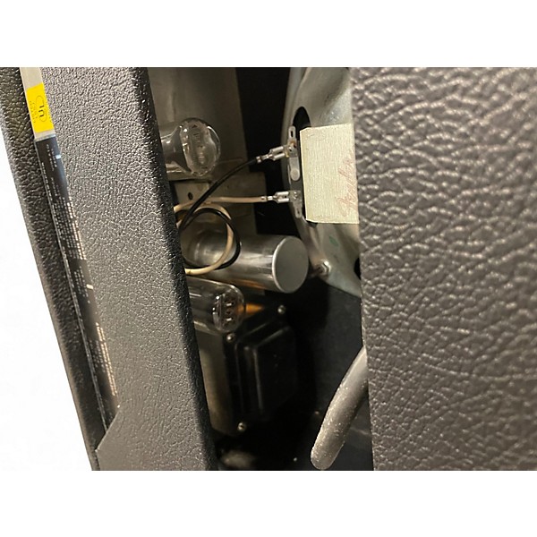 Used Fender Vibro Champ  Tube Guitar Combo Amp