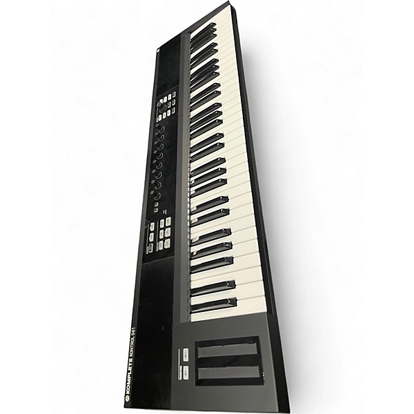 Used Native Instruments Komplete Kontrol S61 MIDI Controller