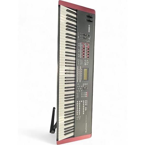 Used Yamaha MOXF8 88 Key Keyboard Workstation