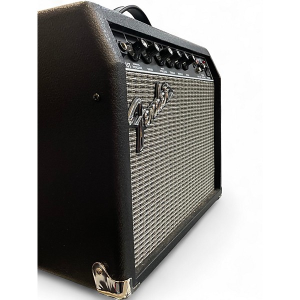 Used Fender Frontman 15G 15W Guitar Combo Amp