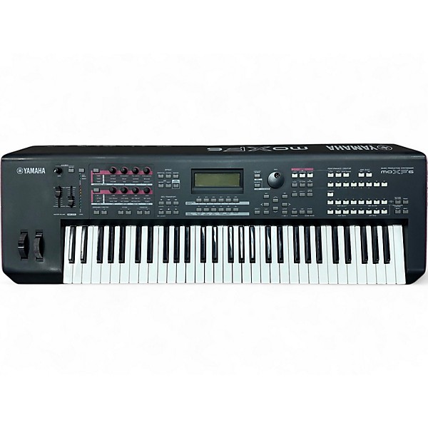 Used Yamaha MOXF6 61 Key Keyboard Workstation | Guitar Center