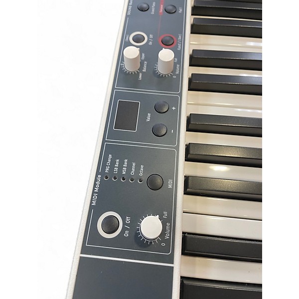 Used Studiologic Numa Compact 88 Key MIDI Controller