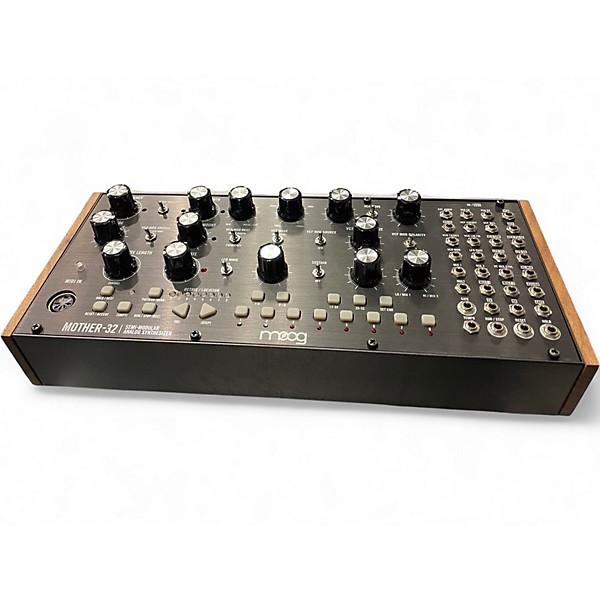 鍵盤楽器 Moog Mother-32 Moog Mother-32 Semi-Modular Analog Synthesizer - Perfect Circuit